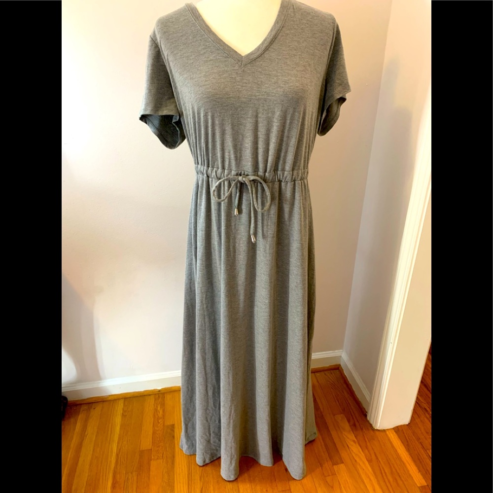 torrid Grey V‑Neck Drawstring Maxi Dress